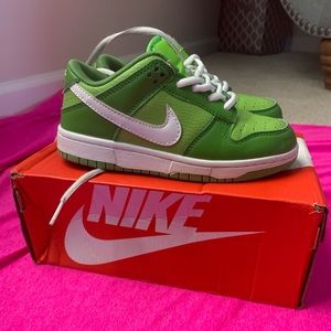 KIDS SHOES SIZE 13c NO BOX